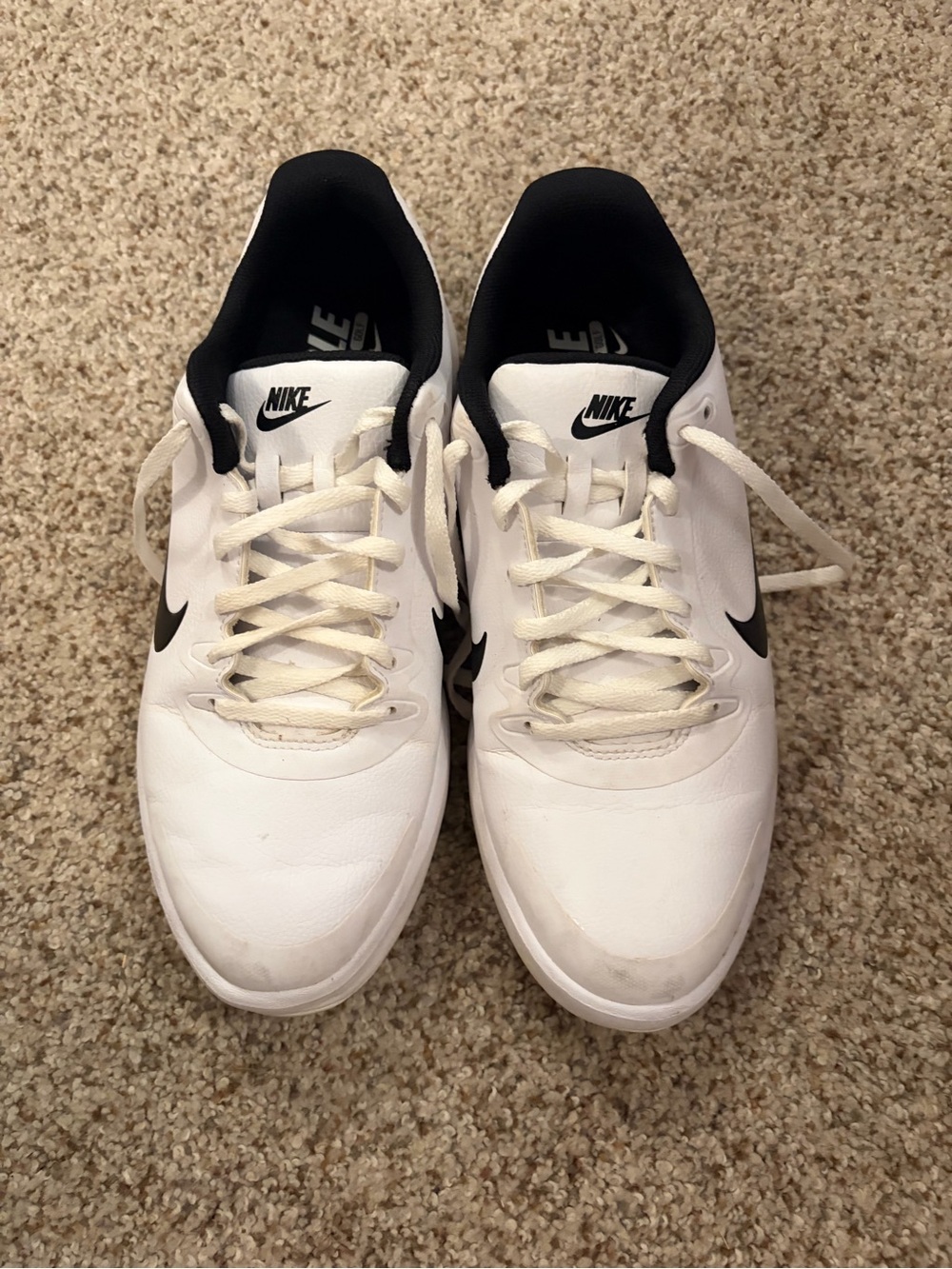 Nike Men’s White and Black Athletic Trainers